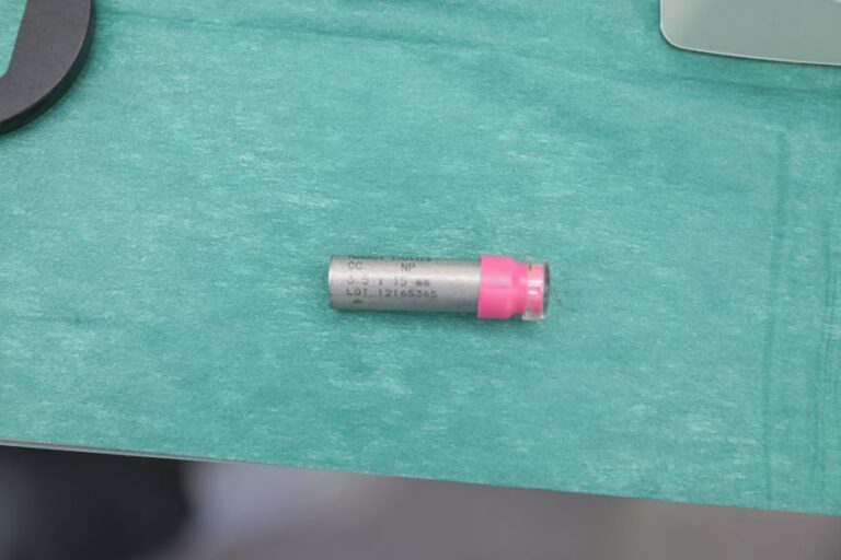 Implant component ready for guided implant surgery